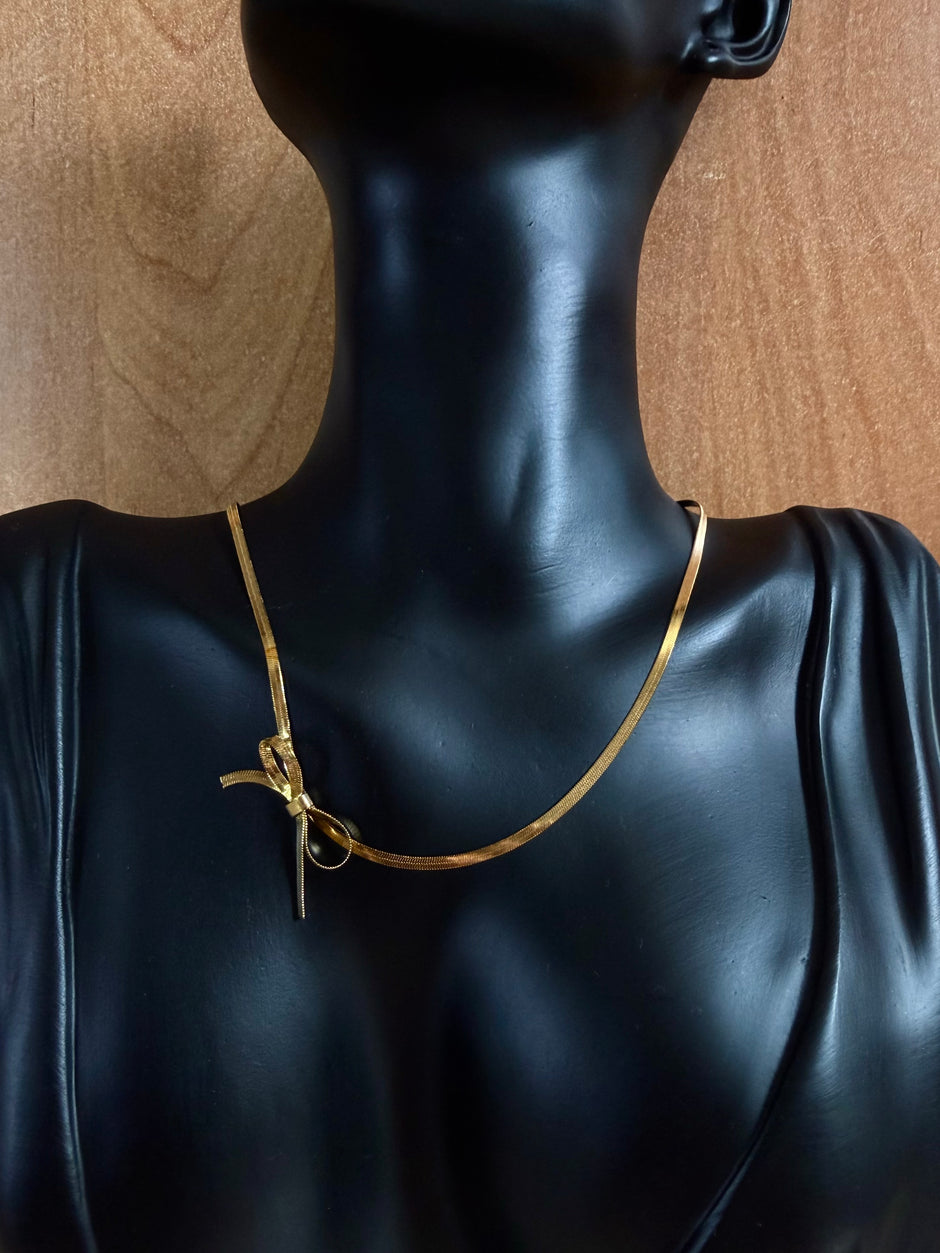 Collier Noeud