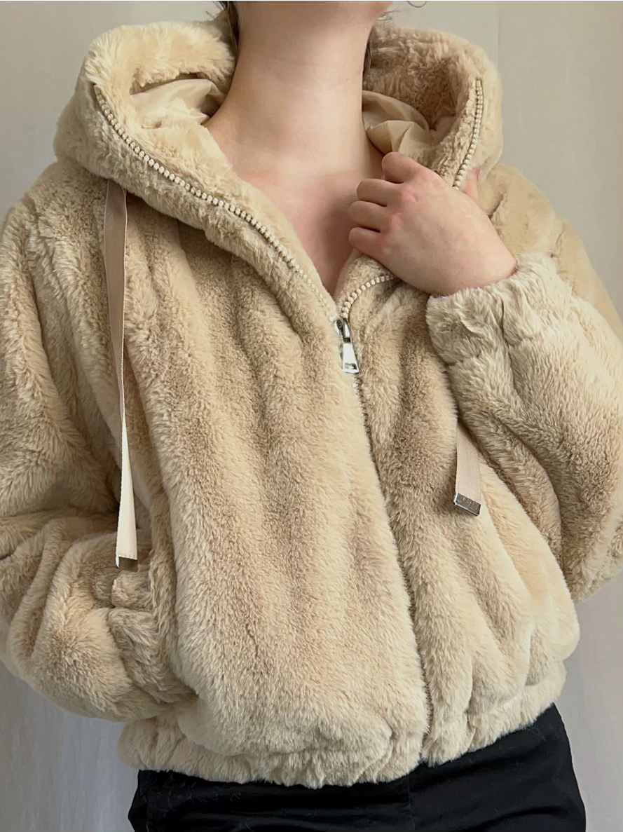 Veste Fluffy avec Capuche et Poches