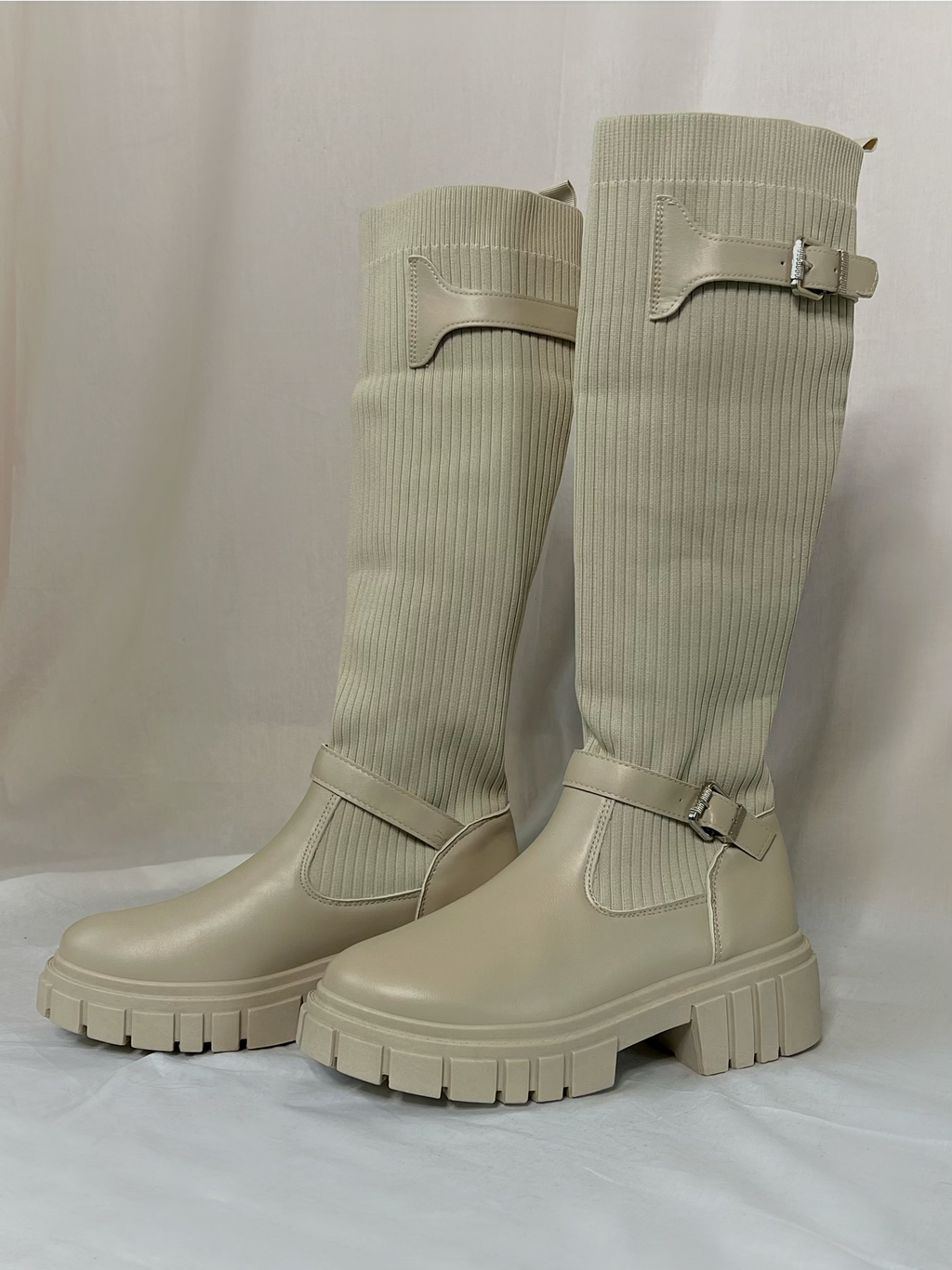 Grandes Bottes Plates (plusieurs couleurs dispo)